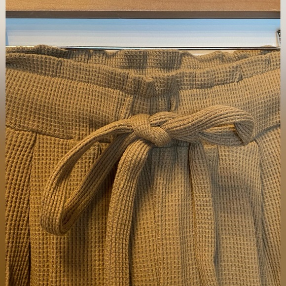 BRAND NEW Annagail caramel coloured waffle trousers. Never worn. - Picture 7 of 9